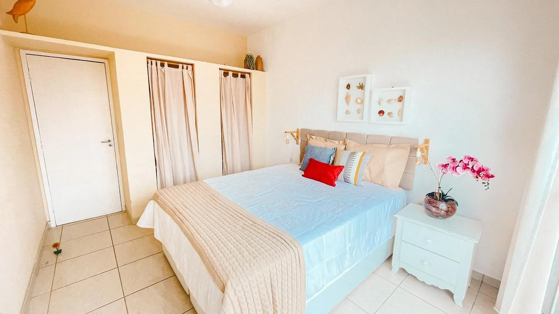 Casa de Férias Pe Na Areia Praia Do Forte Cama Queen Wifi Netflix Cabo Frio